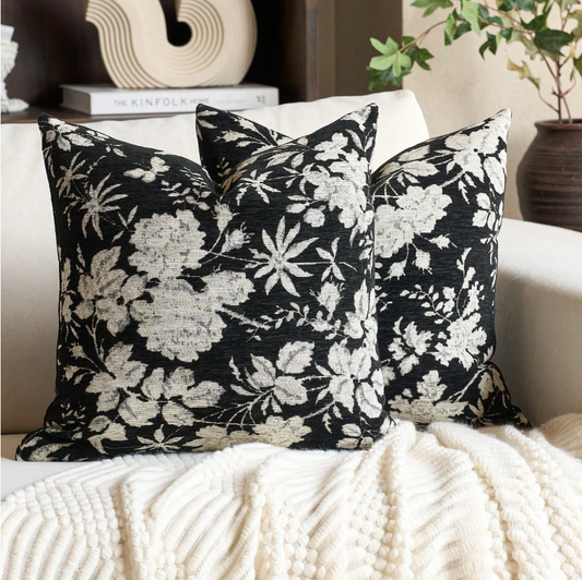 Noir Bloom