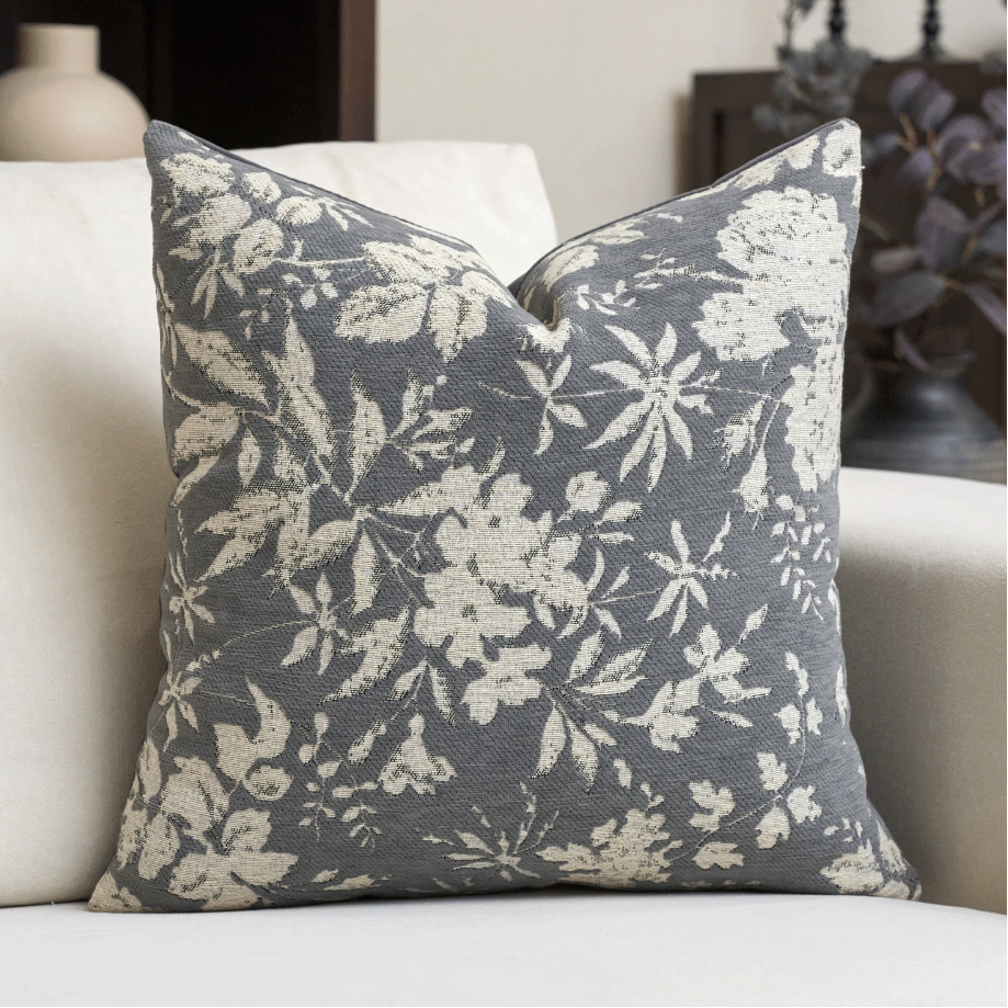 Botanical Velvet Whisper