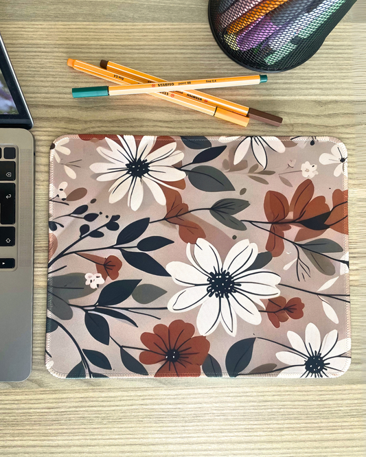 Daisy Days Mouse Pad