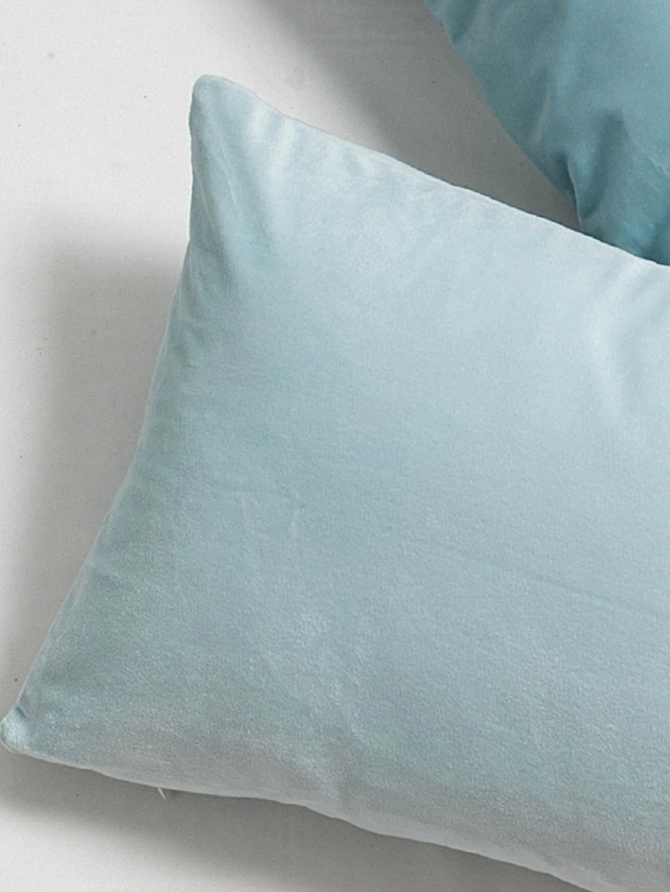 Light blue velvet pillows best sale